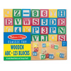 Дървени кубчета с английската азбука и цифри Melissa & Doug