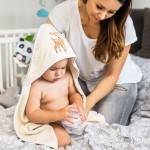 Хавлия за баня Babyono 100х100 см Сърничка 540/05