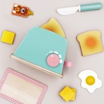 Дървен тостер и продукти за закуска