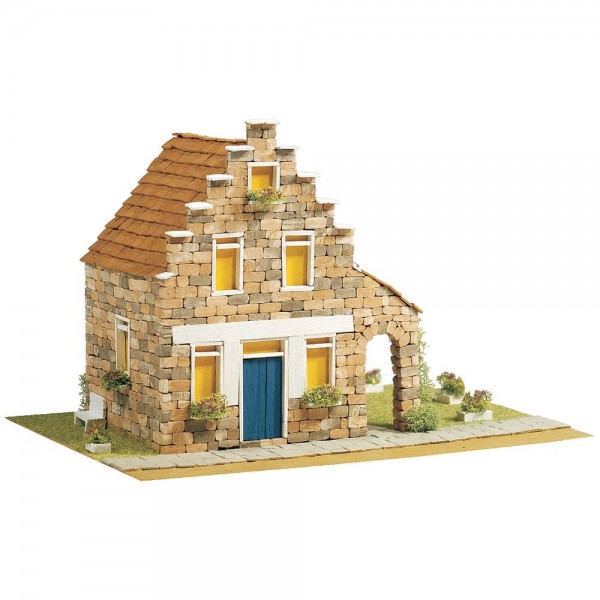 Вила 9 - Модел за сглобяване Domus Kits